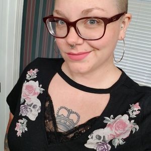 Meet your Posher, Rae